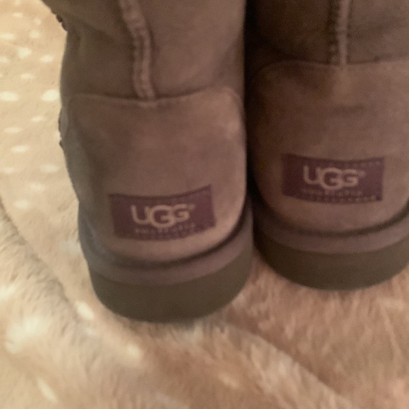 Ugg boots - Picture 4 of 7